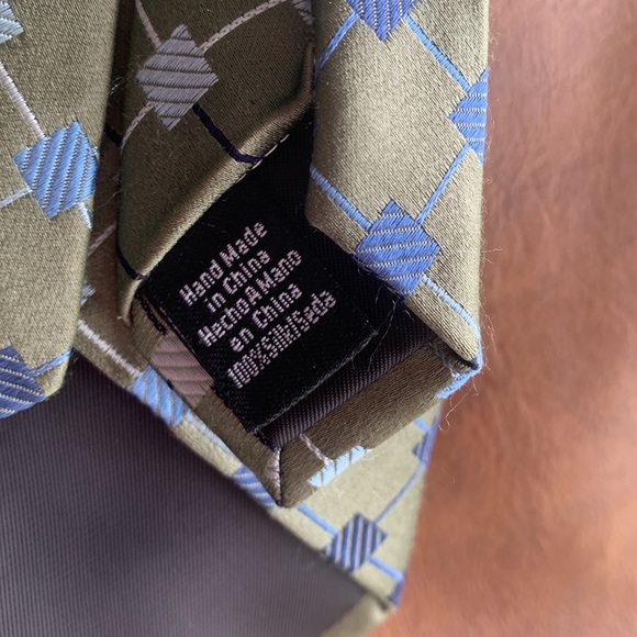 Alfani 100% silk tie handmade 60” - Picture 4 of 7